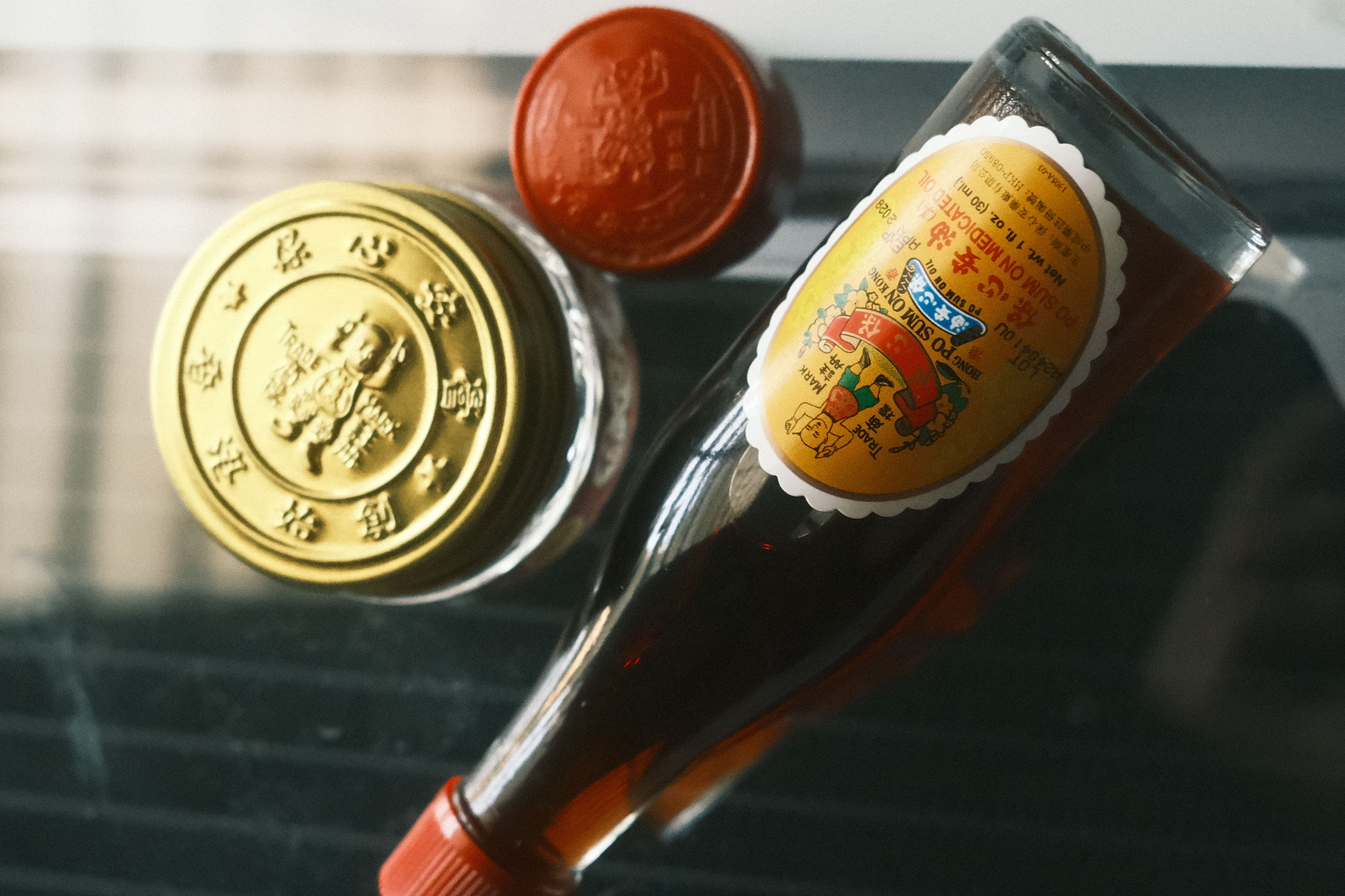 Po Sum On Oil vs. Balm: What’s Best for Sore Necks, Gym Days, and Travel?