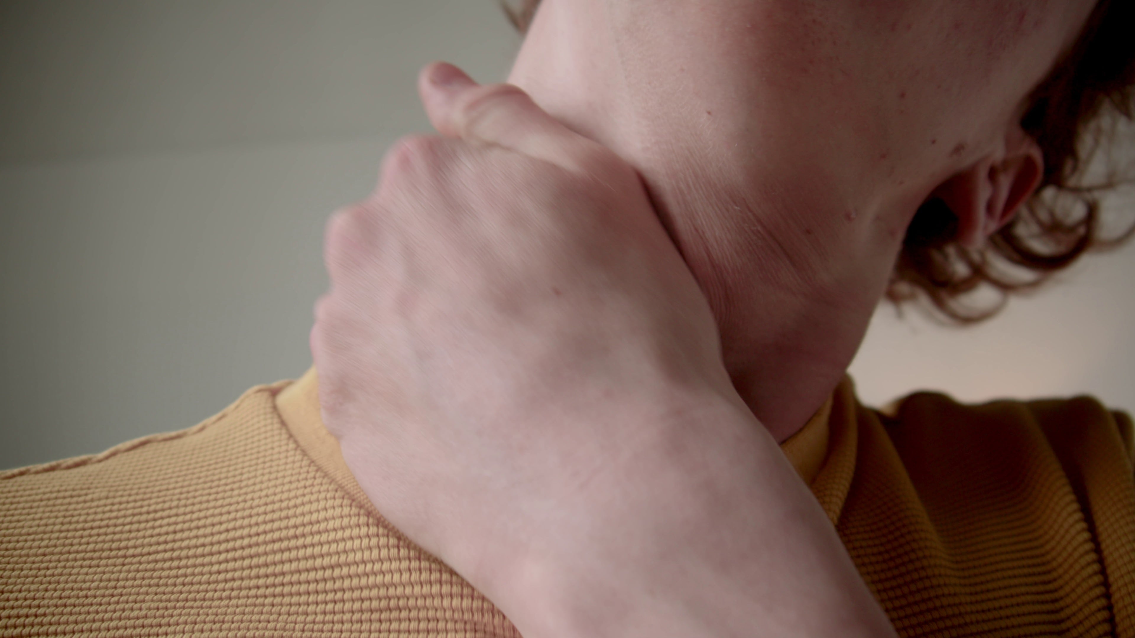 The Desk Worker’s Guide to Neck & Shoulder Relief